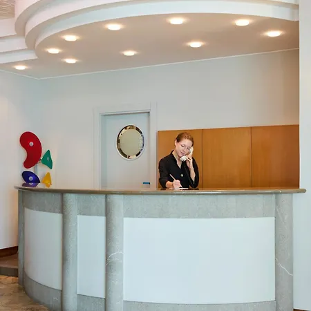 Termini & 4* Τζεσόλο Λίντο