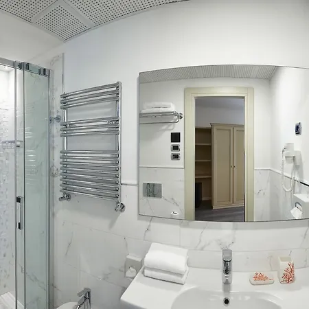 Hotel Termini & 4*