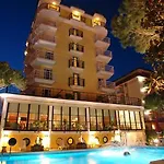 Hotel Termini &